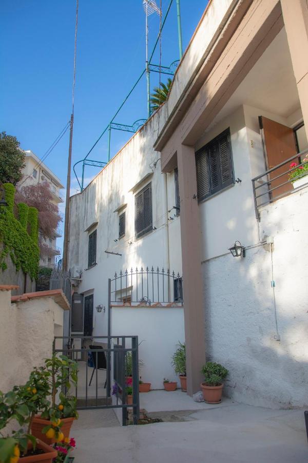 Quintessenza - Sorrento Coast Rentroom Vico Equense Zewnętrze zdjęcie